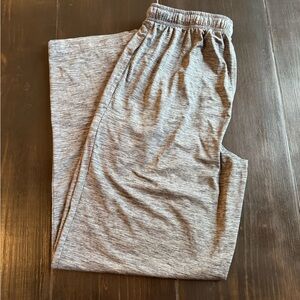 Men's Grey Heather Athletic Sweatpants - Comfortable Casual Izod M